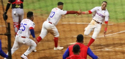 Imagen de la noticia: Lvbp (Round Robin): Tiburones se anota su cuarta victorial al dejar en el terreno a Cardenales