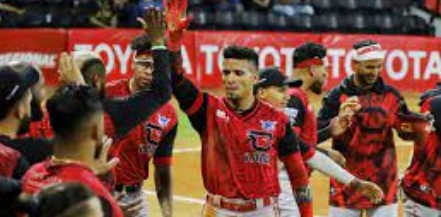 Imagen de la noticia: Lvbp (Round Robin): Cardenales de Lara propina blanqueo a los tigres