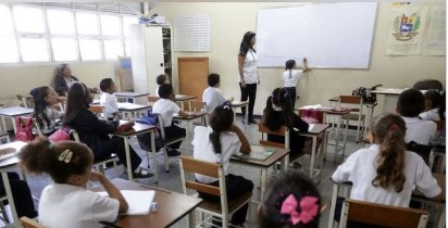 Imagen de la noticia: Conferencia Episcopal Venezolana: «las condiciones laborales de los educadores son precarias»