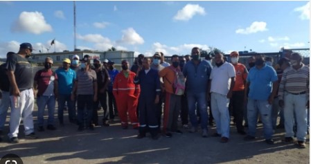 Imagen de la noticia: Estado Falcon: Reclaman pagos a contratistas petroleras