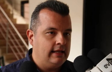 Imagen de la noticia: Mauricio Valencia: “Ley de Participación Estudiantil no plantea que escolares están facultados para dar clases”