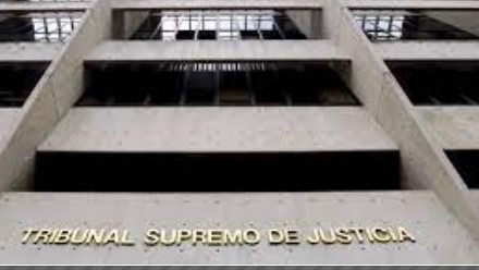 Imagen de la noticia: TSJ despenaliza las relaciones homosexuales dentro de la Fuerza Armada Nacionales