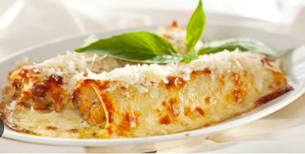 Imagen de la noticia: Canelones de pollo en salsa de champiñones