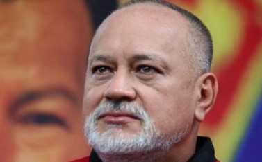 Imagen de la noticia: Diosdado Cabello: «Le voy hacer la vida imposible a los dueños de los medios»