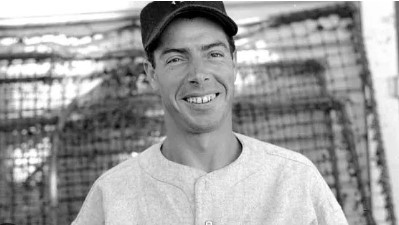 Imagen de la noticia: Un día como hoy, 3 de mayo en la historia: 1936 Joe DiMaggio hace su debut en Grandes Ligas con los Yankees de Nueva York