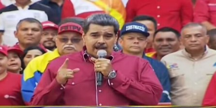 Imagen de la noticia: Nicolás Maduro anuncia aumento del cestatickets a US$40 y un bono de guerra de US$20 anclado a la tasa del BCV