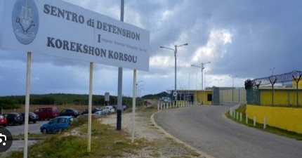 Imagen de la noticia: Curazao: Condenan a ocho años de cárcel a cuatro venezolanos por narcotráfico