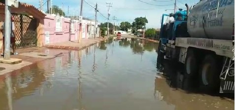Imagen de la noticia: Municipio Cabimas: Alcaldía despliega su ave Fénix en respuesta a habitantes de la calle Falcón parroquia Germán Ríos Linares