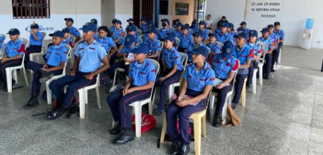 Imagen de la noticia: Municipio Cabimas: Seguridad Ciudadana impartió charla sobre la prevención del delito a la Brigada Infantil y Juvenil del Cuerpo de Bomberos