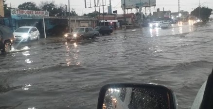 Imagen de la noticia: Municipio Maracaibo: Intensa lluvia caída la tarde de este martes, deja varias zonas sin electricidad