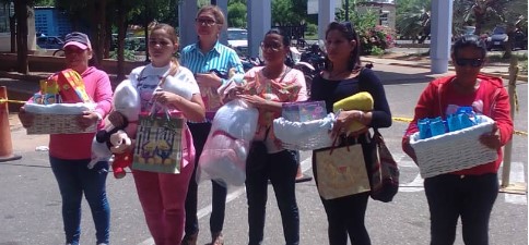 Imagen de la noticia: Municipio Cabimas: Zulia Humana benefició a más de 100 niños con la entrega de ropa y juguetes en el HGC