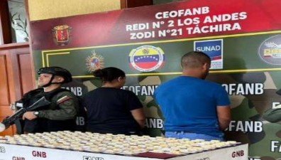 Imagen de la noticia: Estado Táchira: Detienen a hombre y mujer con 160 dediles de cocaína en sus estomago