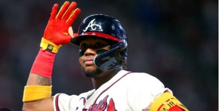 Imagen de la noticia: Mlb: Ronald Acuña Jr. logra marca de jonrones y bases robadas antes del Juego de Estrellas