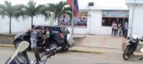 Imagen de la noticia: Estado Sucre: Hombre de 42 años es detenido por tener una novia de 13 añitos