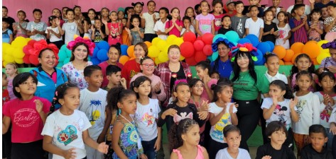 Imagen de la noticia: Municipio Cabimas: Primera dama del municipio regaló 300 sonrisas en la parroquia Jorge Hernández con Plan Vacacional