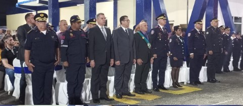 Imagen de la noticia: Municipio Cabimas: 88 Bomberos Cabimas reciben ascensos y condecoraciones en la celebración de su Día Nacional