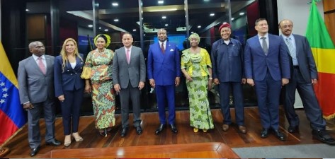 Imagen de la noticia: Venezuela y la República del Congo fortalecen relaciones bilaterales en materia de transporte