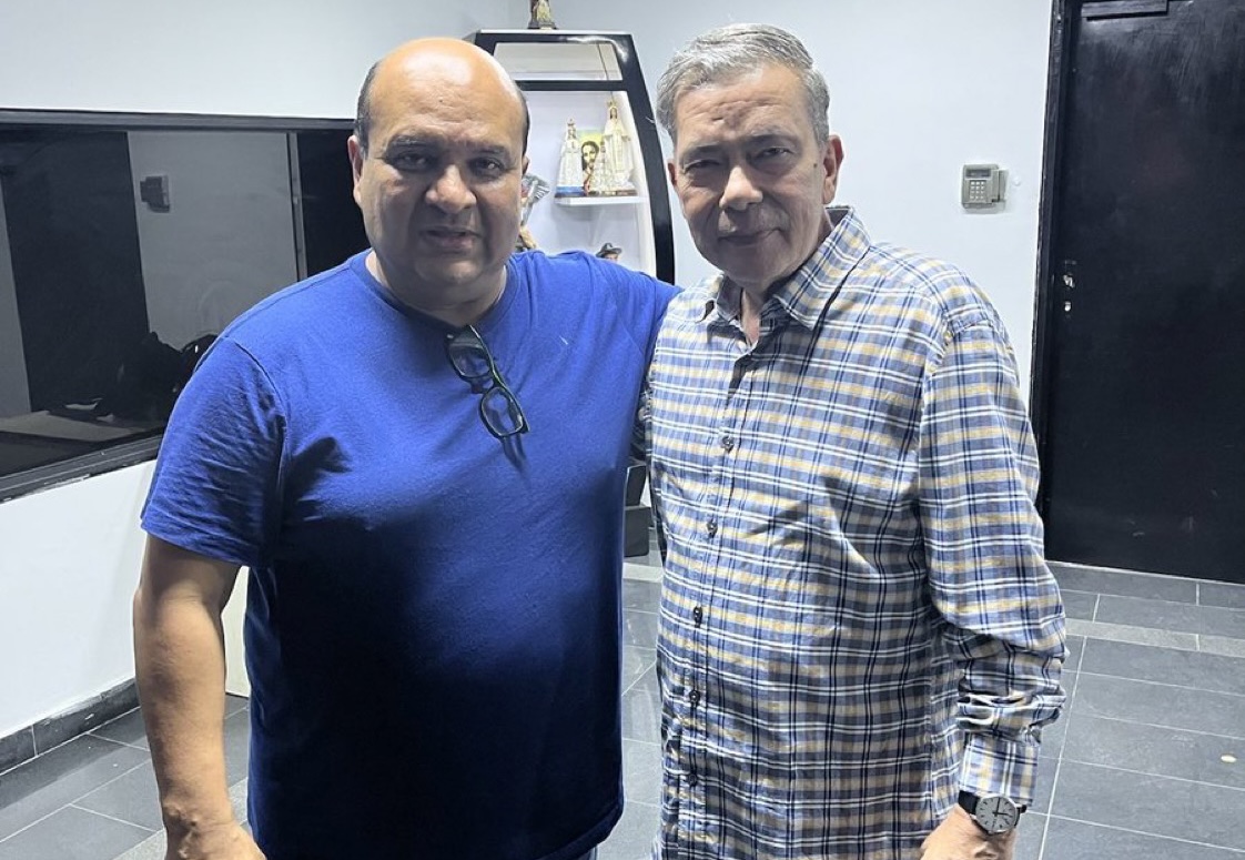 Imagen de la noticia: Liberan a Roland Carreño, Juan Requesens y a otros opositores en Venezuela tras diálogo