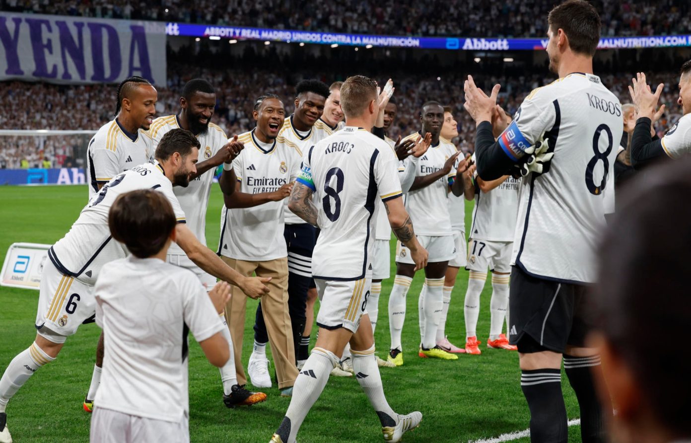 Imagen de la noticia: El Santiago Bernabéu se rinde a Kroos en su despedida