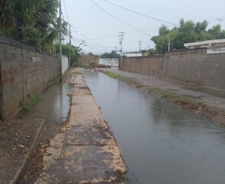 Imagen de la noticia: Municipio Cabimas: Limpieza de Drenajes impidió inundaciones pese al torrencial aguacero