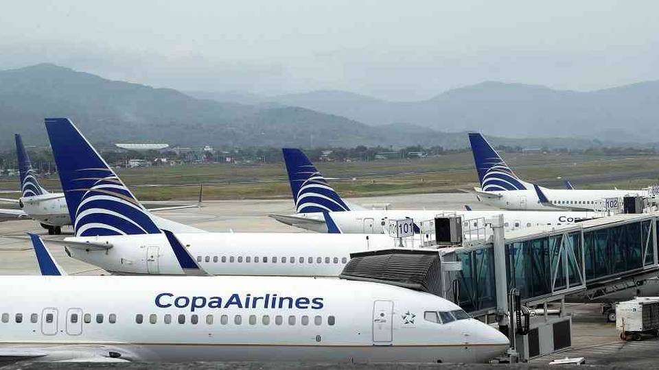 Imagen de la noticia: Suspensión aérea a Perú, República Dominicana y Panamá afecta 95 vuelos semanales