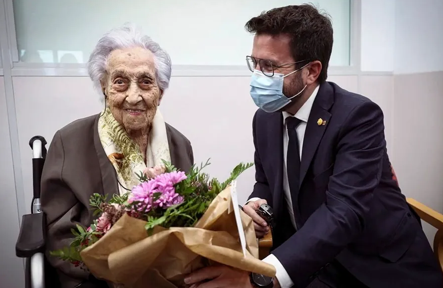 Imagen de la noticia: Falleció María Branyas, la persona más longeva del mundo