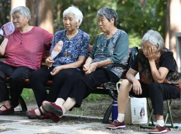 Imagen de la noticia: China; La crisis demográfica que hace eleve por primera vez desde los años 50 la edad de jubilación
