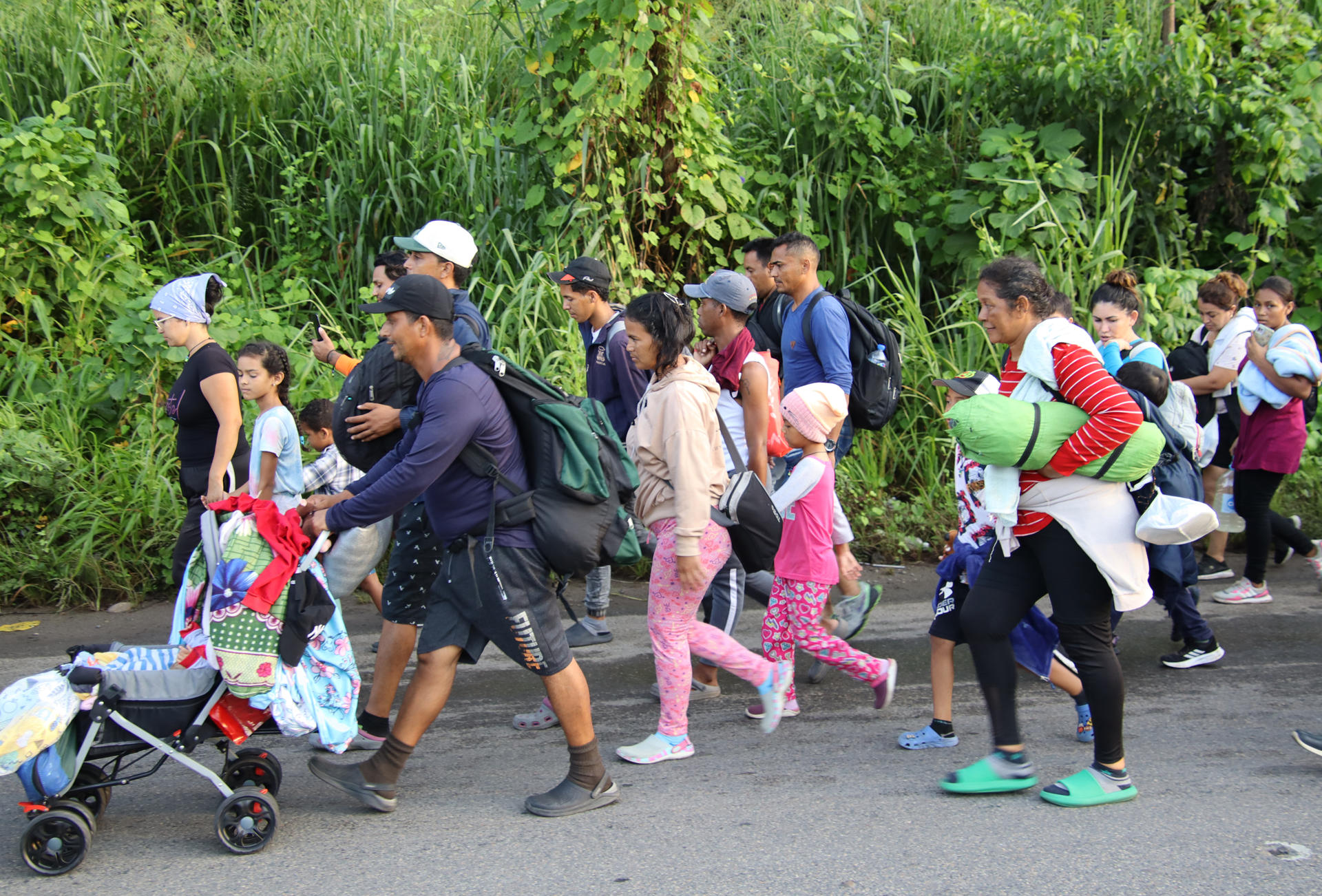 Imagen de la noticia: México: 40% de las familias migrantes reportan haber sufrido violencia