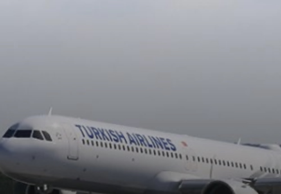 Imagen de la noticia: Estados Unidos: Muere un piloto de Turkish Airlines en pleno vuelo y el avión aterriza de emergencia
