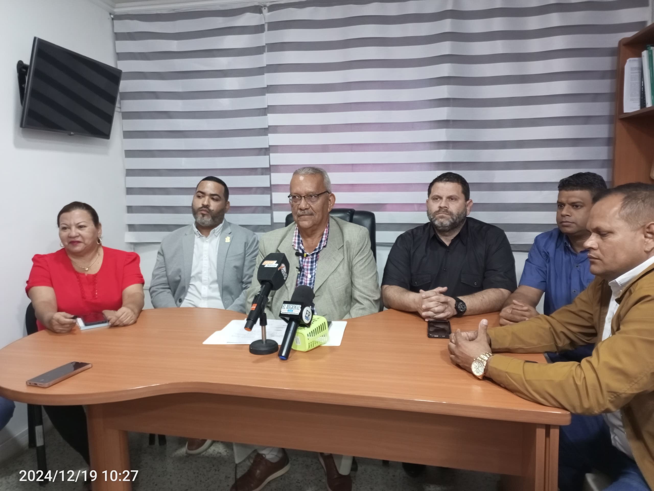Imagen de la noticia: Municipio Cabimas: Alcalde (E) Ramón Chirinos informó que serán revisadas las Ordenanzas tributarias
