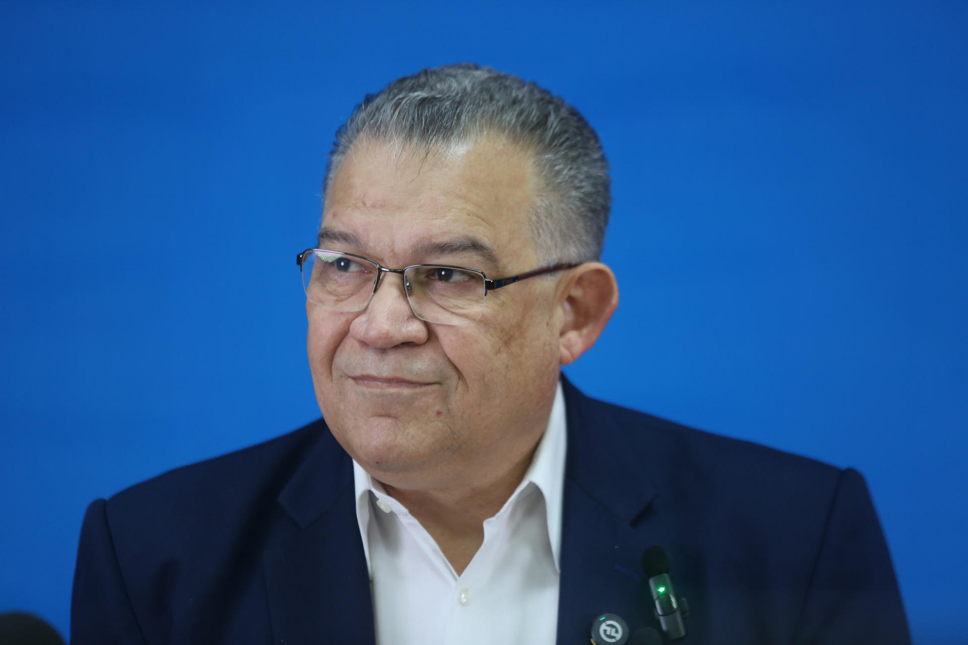 Imagen de la noticia: Nacionales: Detuvieron al excandidato presidencial Enrique Márquez