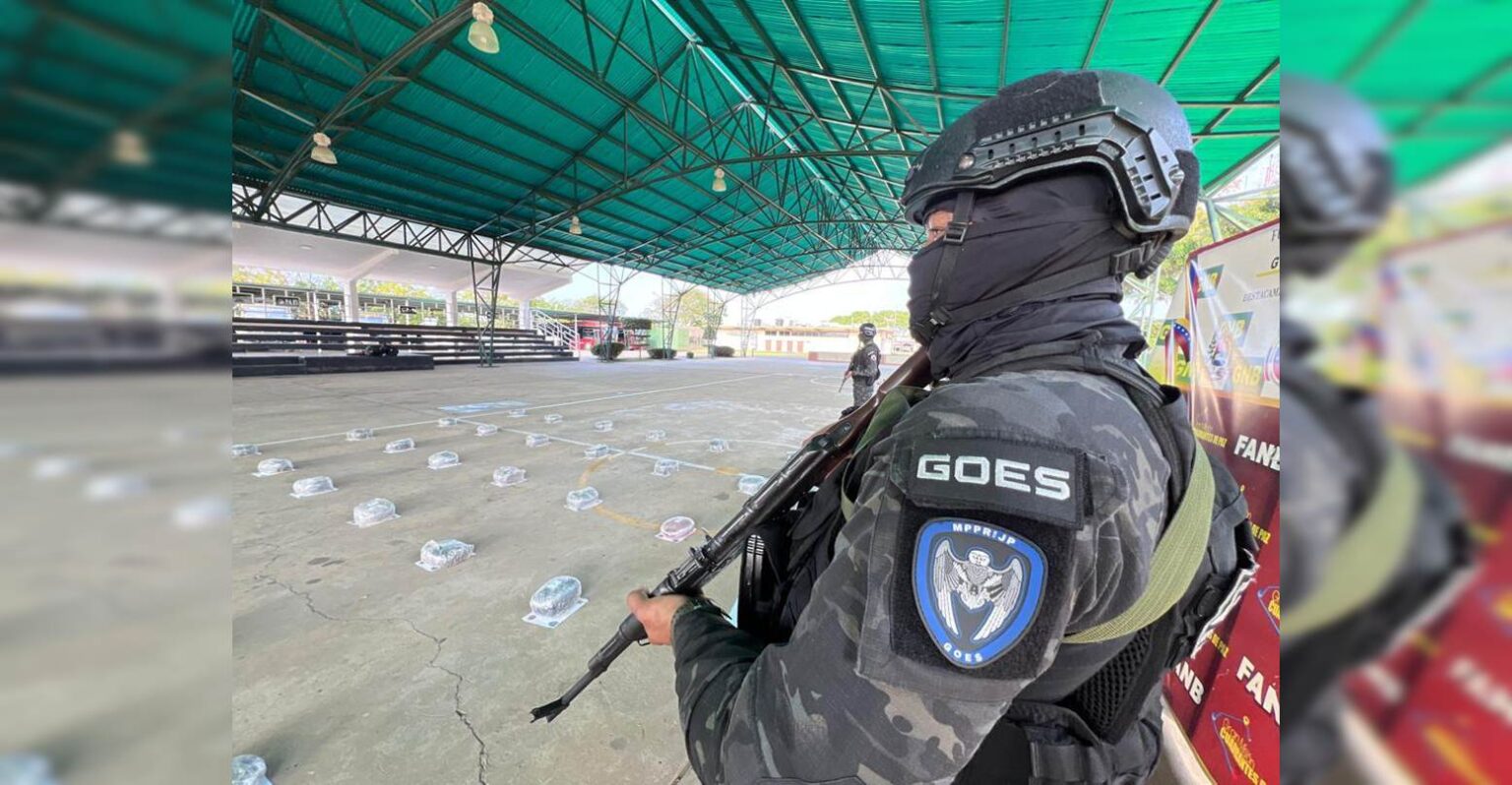 Imagen de la noticia: Municipio Mara: La GNB y el GOES reportaron el hallazgo de 30 panelas de marihuana
