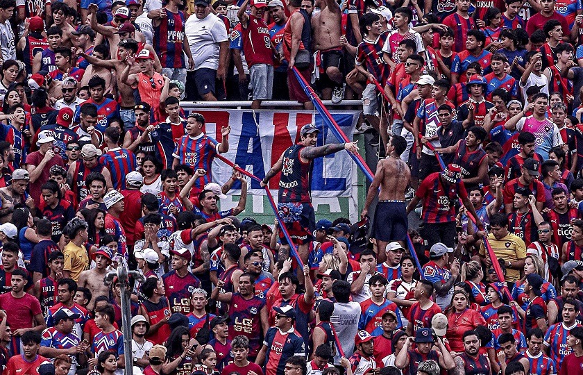 Imagen de la noticia: Futbol: La Conmebol multó a Cerro Porteño con 50.000 dólares por caso de racismo en Libertadores Sub-20