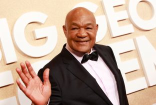 Imagen de la noticia: Boxeo: Murió George Foreman a los 76 años de edad: la leyenda del boxeo que perdió con Muhammad Ali en una recordada pelea en Kinshasa