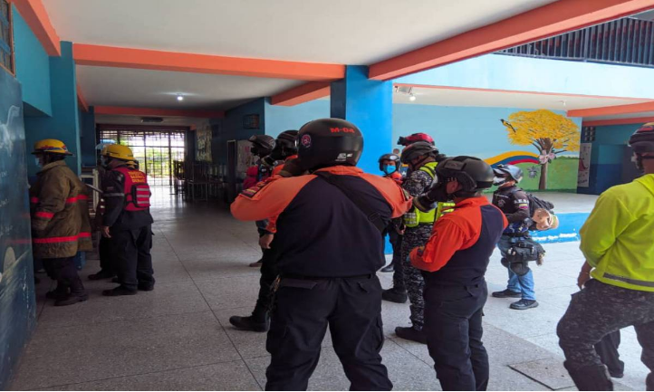 Imagen de la noticia: Estado Barinas: Seis personas intoxicadas en el liceo Colinas del Llano