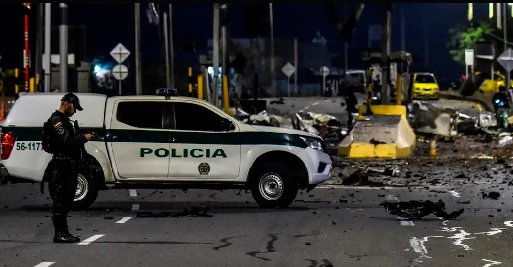 Imagen de la noticia: Dos muertos y 24 heridos deja estallido de bomba en Colombia