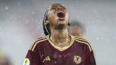 Imagen de la noticia: Vinotinto sub-17 femenina remonta ante Paraguay y mantiene vivas sus esperanzas