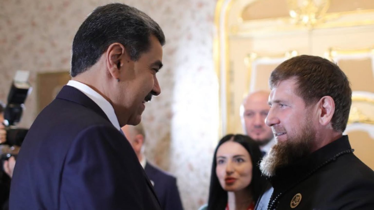 Imagen de la noticia: Gobiernos de Venezuela y Chechenia firman acuerdos