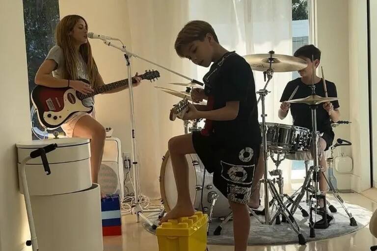 Imagen de la noticia: Hijos de Shakira y Piqué debutan como artistas