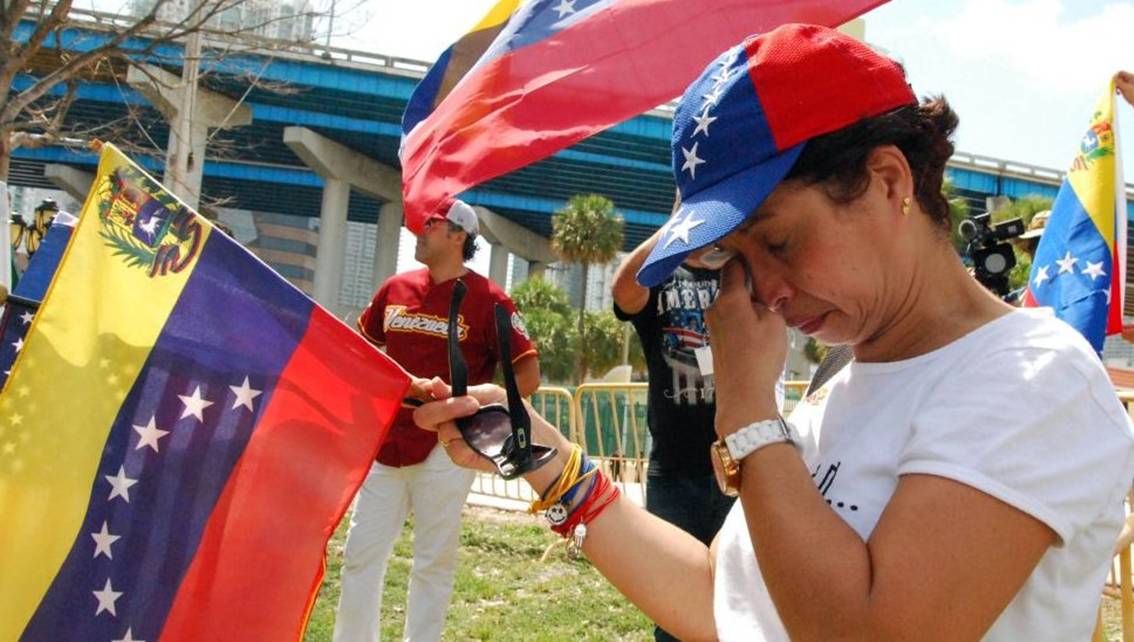 Imagen de la noticia: Dan ultimátum a venezolanos notificados de expulsión