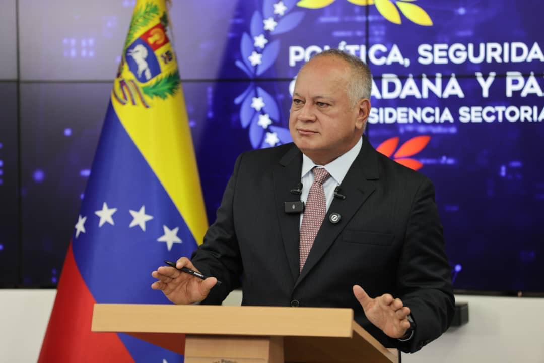 Imagen de la noticia: Gobierno anunció la suspensión de vuelos desde Colombia por supuesto plan para sabotear las elecciones