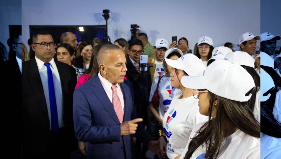 Imagen de la noticia: Gobernador Rosales: Se mantendrán y Mejorarán en 2025, Becas JEL, Ingenio y Futuro y demás programas del eje educativo