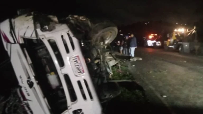 Imagen de la noticia: Dos mujeres muertas y 21 heridos deja vuelco de bus en Aragua Dos mujeres murieron y 21 personas resultaron