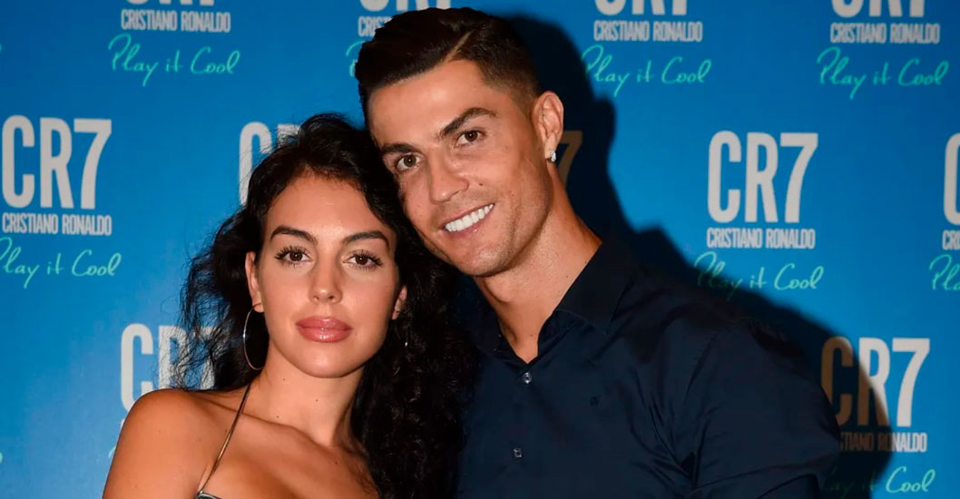 Imagen de la noticia: Cristiano Ronaldo y Georgina Rodríguez se casan: la pedida de mano que revolucionó Instagram