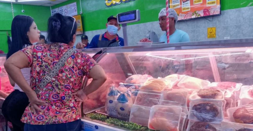 Imagen de la noticia: Sector avícola venezolano celebra reactivación de planta y prevé estabilidad en precios de pollo y huevos