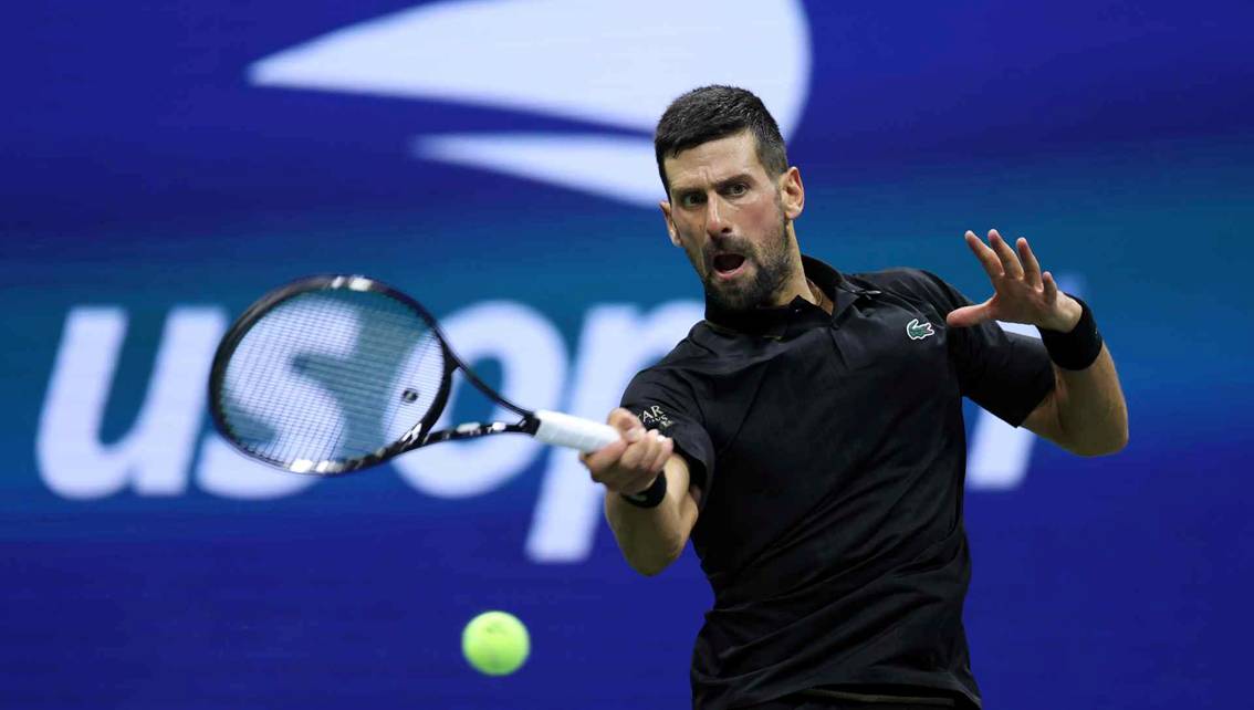 Imagen de la noticia: Djokovic sufre pero avanza en el US Open