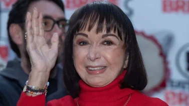 Imagen de la noticia: La Chilindrina sufre aparatosa caída en pleno escenario