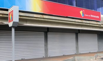 Imagen de la noticia: Bancos no operarán este lunes 15 de septiembre por feriado bancario