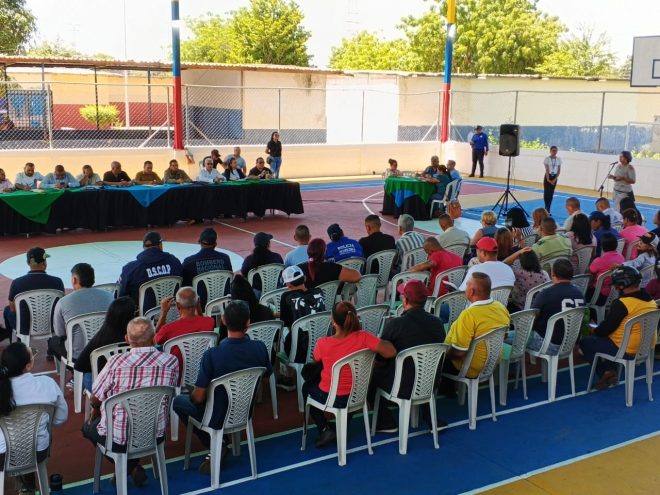 Imagen de la noticia: Cabimas: Concejo Municipal realizó VII Parlamentarismo de Calle en la parroquia San Benito