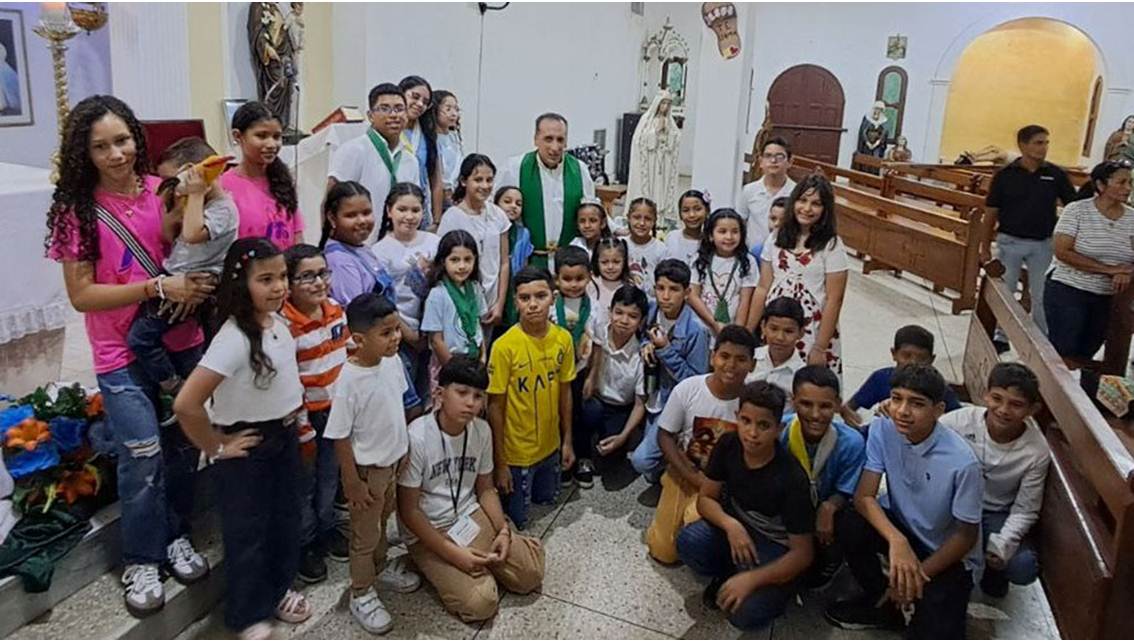 Imagen de la noticia: Bachaquero celebra la semana de la Virgen de Fátima